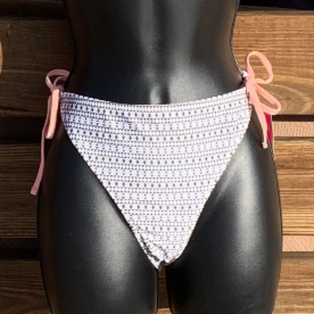 NWT Candie’s Bikini Bottoms